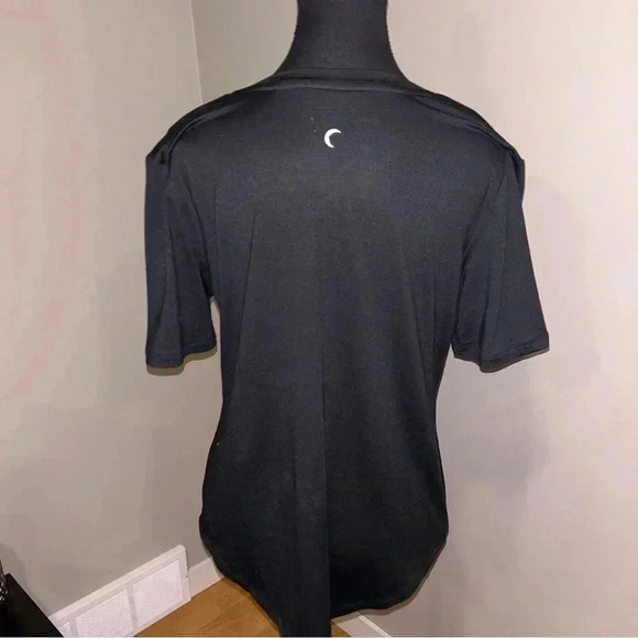 Zyia  Tee - Picture 3 of 4